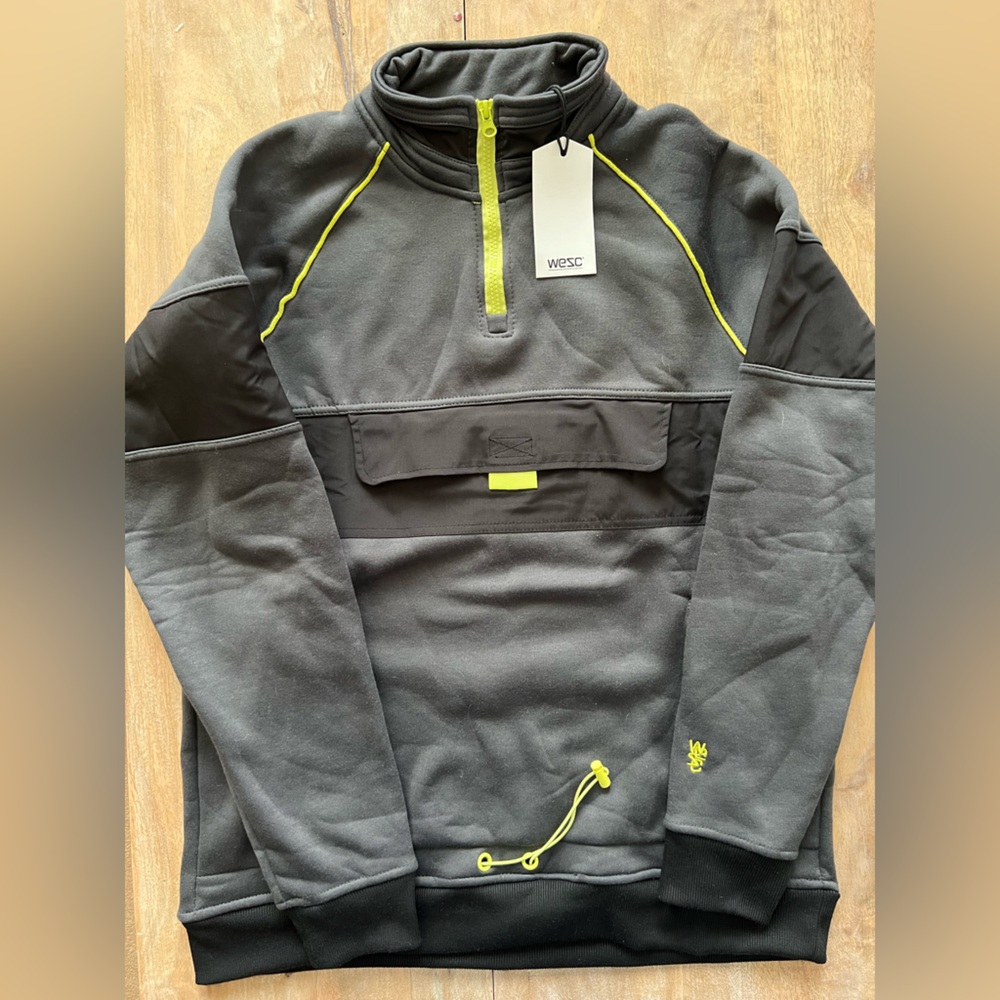 NEW WEZC 1/4 Sweater
